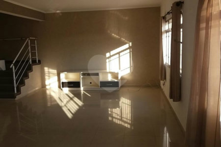 Sobrado à venda com 3 quartos, sendo 1 suíte, em Vila Mariza Mazzei, São Paulo, SP