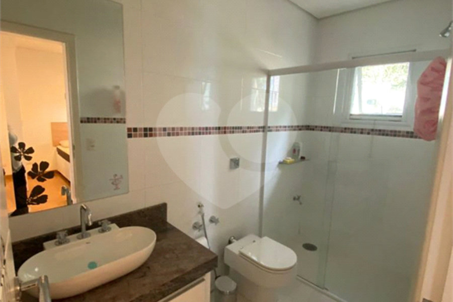 Casa à venda com 3 suítes no condomínio Parque Itatiaia, Mairiporã - SP