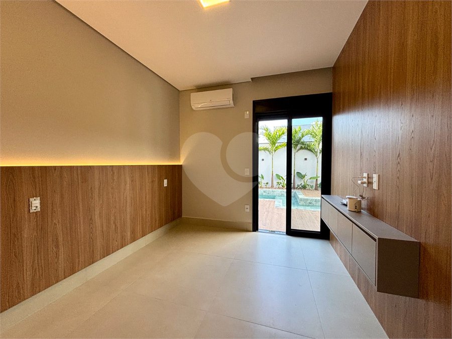 Casa à venda com 3 suítes no condomínio Residencial Dona Maria Candida, Indaiatuba - SP