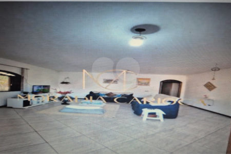 Casa à venda com 5 quartos, sendo 4 suítes,  em Rasa, Armação dos Búzios, RJ
