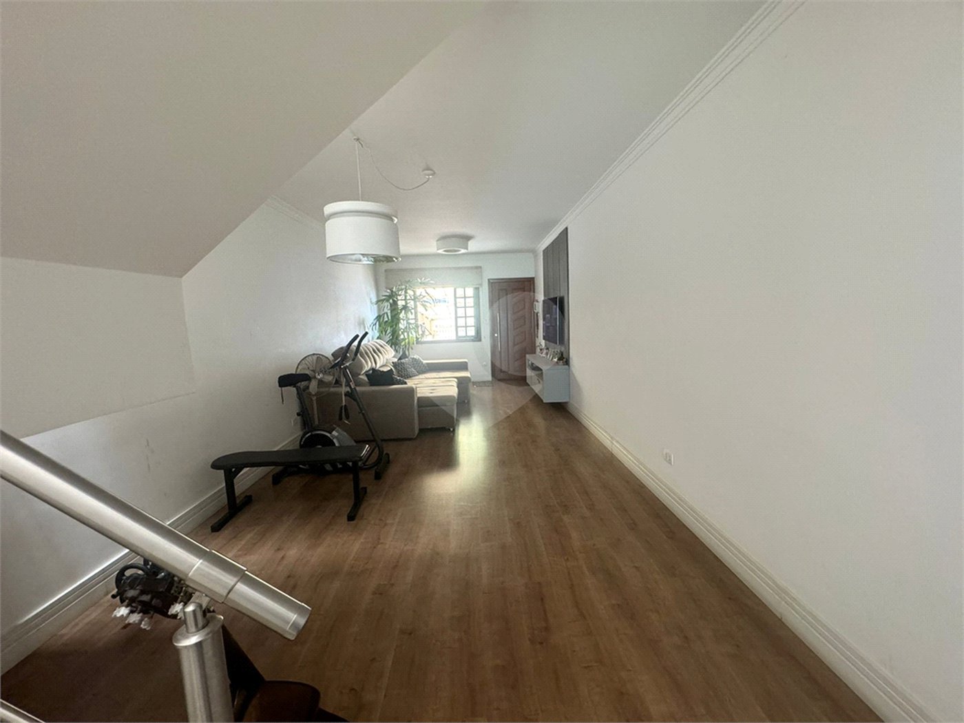 Sobrado à venda com 3 quartos, sendo 1 suíte, em Vila Nivi, São Paulo, SP