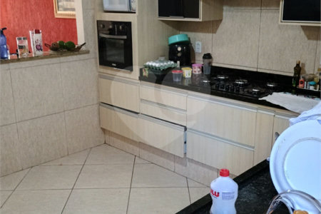 Casa à venda com 2 quartos, sendo 1 suíte, no condomínio Residencial 400, Rio de Janeiro - RJ