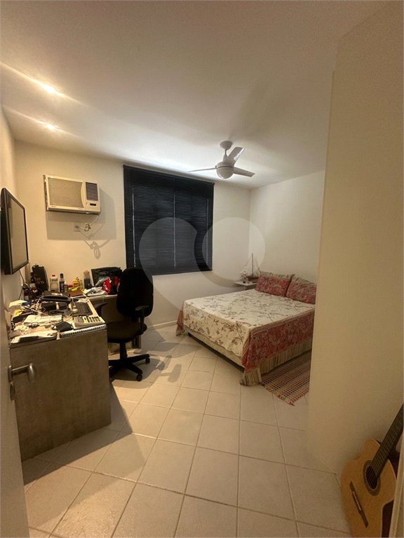 Casa à venda com 4 quartos, sendo 3 suítes, no condomínio Jardins de Florença, Rio de Janeiro - RJ