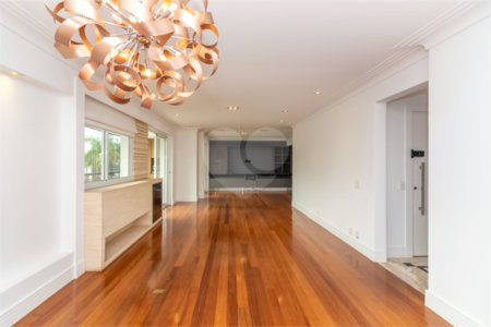 Apartamento à venda com 3 suítes em Alto da Boa Vista, São Paulo, SP