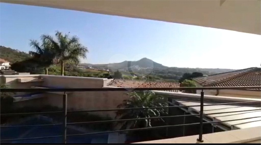 Casa à venda com 5 suítes no condomínio Parque Arco Iris, Atibaia - SP