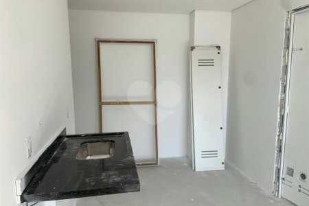 Apartamento à venda com 1 quarto em Bosque da Saúde, São Paulo, SP