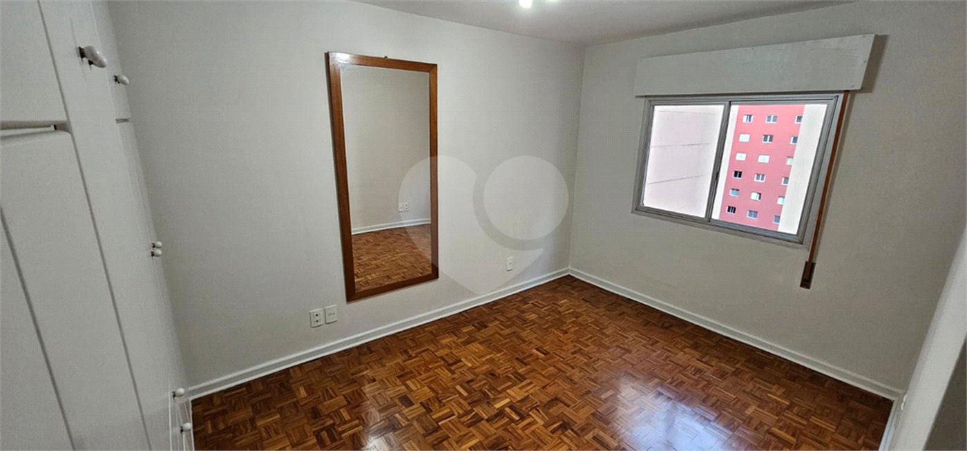 Apartamento à venda com 3 quartos, sendo 1 suíte, em Itaim Bibi, São Paulo, SP