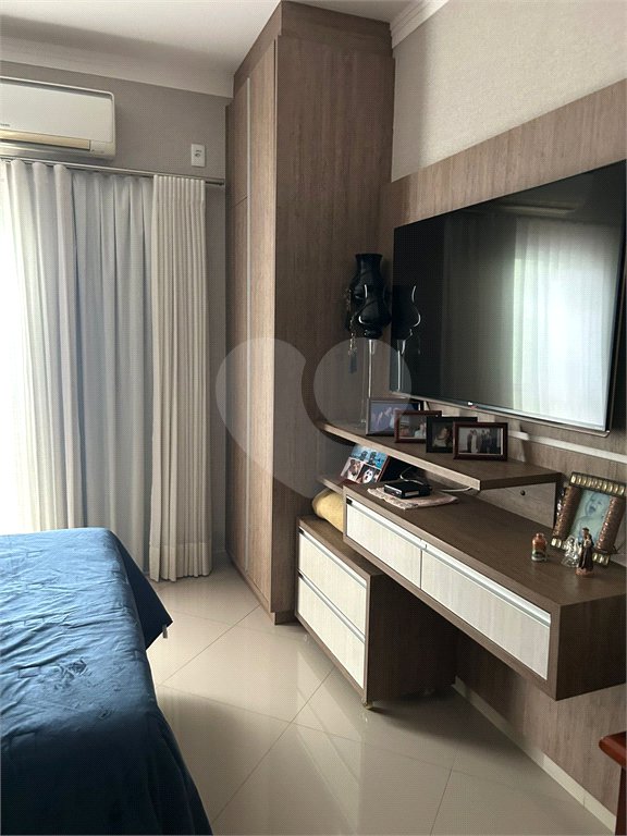 Casa à venda com 3 suítes em Jardim Regina, Indaiatuba, SP