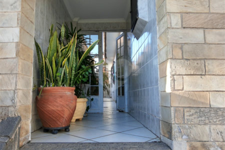 Casa Térrea à venda com 4 quartos, sendo 1 suíte,  em Vila Mazzei, São Paulo, SP