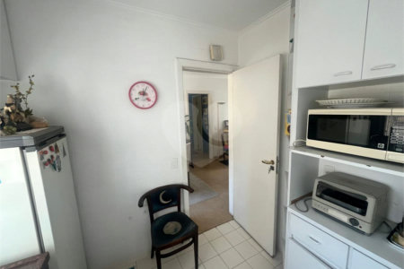 Apartamento à venda com 3 quartos, sendo 2 suítes,  em Jardim Paulista, São Paulo, SP