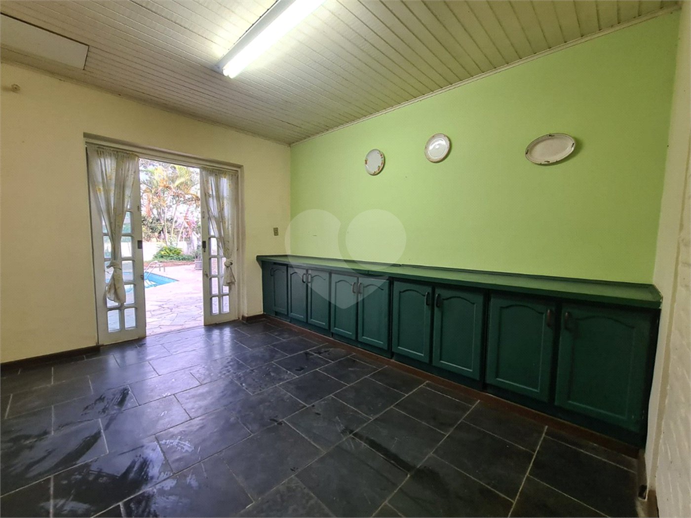 Casa à venda com 3 quartos, sendo 1 suíte, no Centro, Araçoiaba da Serra, SP
