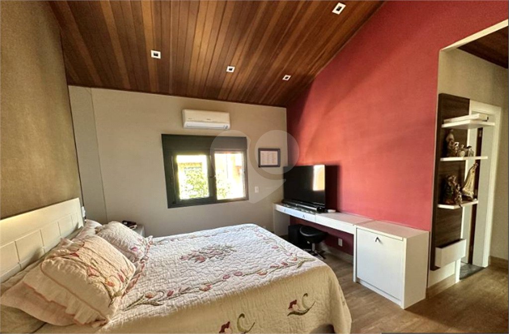 Casa à venda com 4 quartos, sendo 3 suítes, em Mandaqui, São Paulo, SP