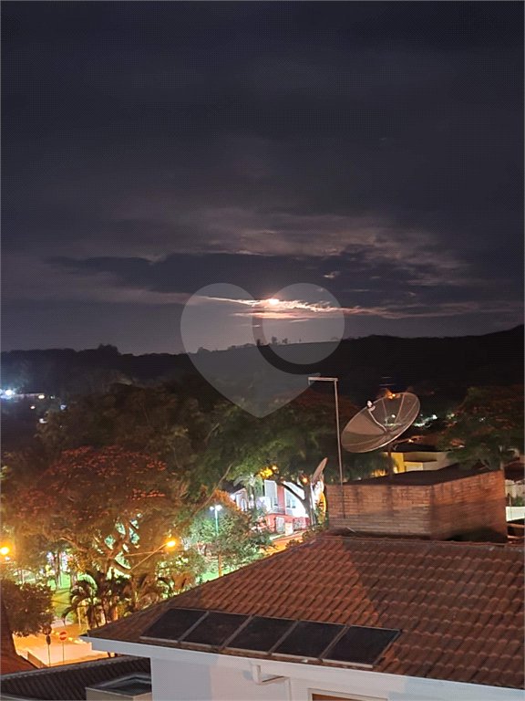 Apartamento à venda com 3 quartos, sendo 1 suíte, no Centro, Vinhedo, SP