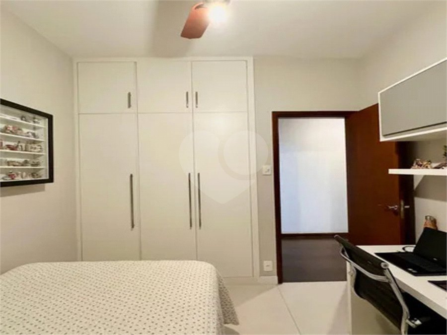Casa de Vila à venda com 4 quartos, sendo 2 suítes,  em Botafogo, Rio de Janeiro, RJ