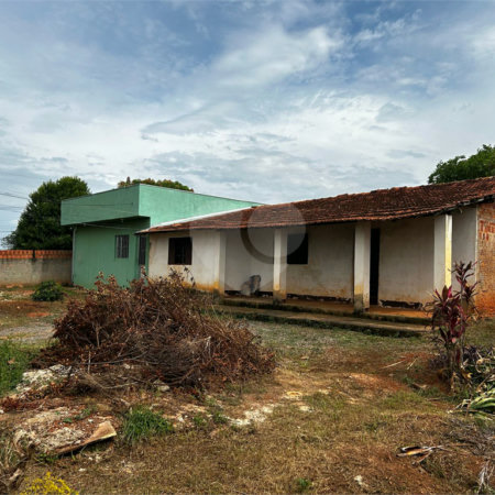 Chácara à venda com 3 quartos em Vila Mazzei, Itapetininga, SP