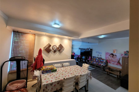 Casa à venda com 3 quartos, sendo 1 suíte,  no condomínio Reserva Balli, Sorocaba - SP