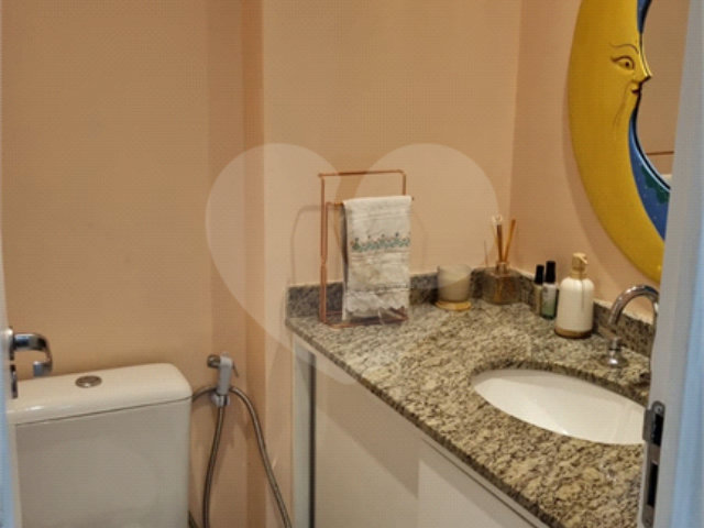 Apartamento à venda com 3 quartos, sendo 2 suítes,  em Panamby, São Paulo, SP