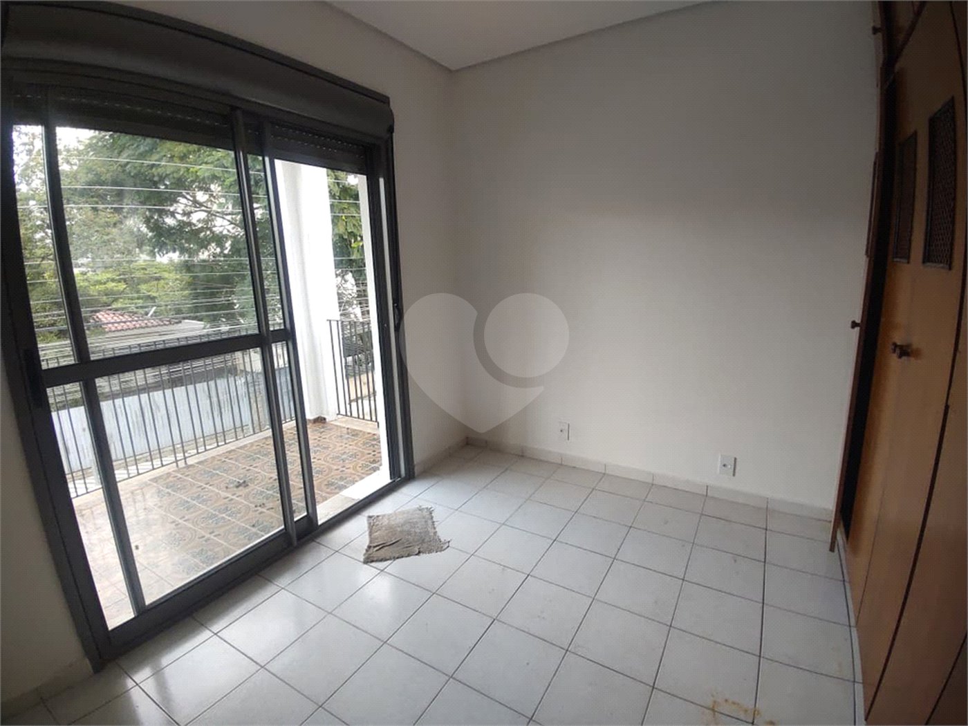 Sobrado à venda com 3 quartos, sendo 1 suíte,  em Tremembé, São Paulo, SP