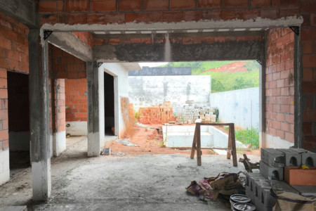 Casa à venda com 3 quartos, sendo 1 suíte,  em Loteamento Parque Residencial Serras de Atibaia II, Atibaia, SP
