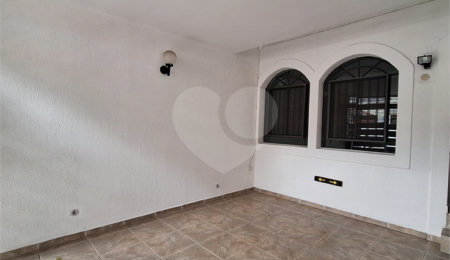 Sobrado à venda com 2 quartos em Santana, São Paulo, SP