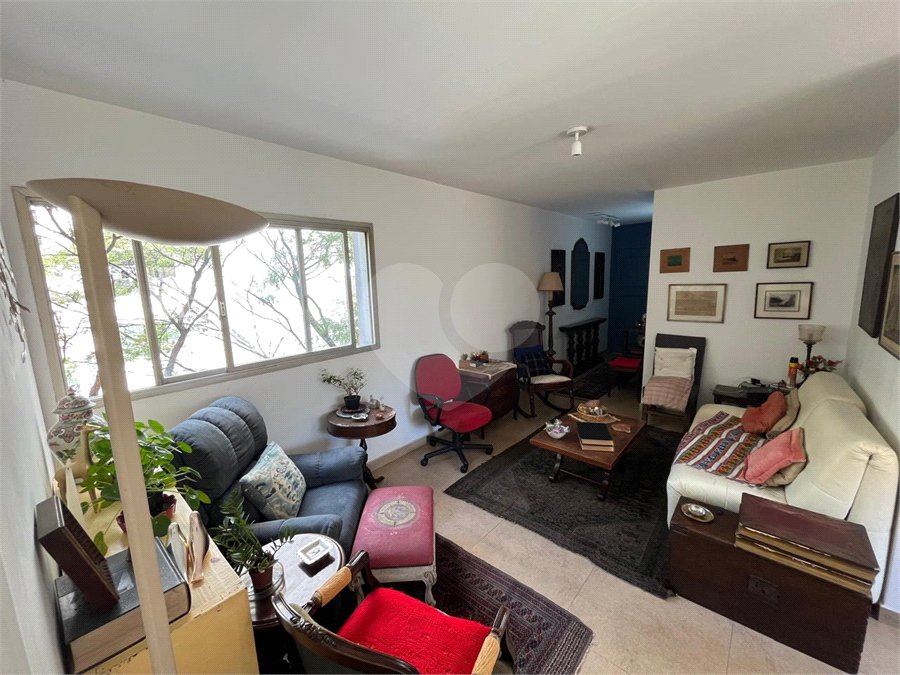 Apartamento à venda com 3 quartos, sendo 2 suítes,  em Jardim Paulista, São Paulo, SP