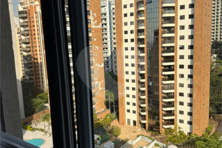 Apartamento à venda com 2 quartos em Vila Suzana, São Paulo, SP