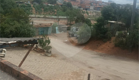 Terreno à venda com 1 suíte em Sítio Areião, São Paulo, SP