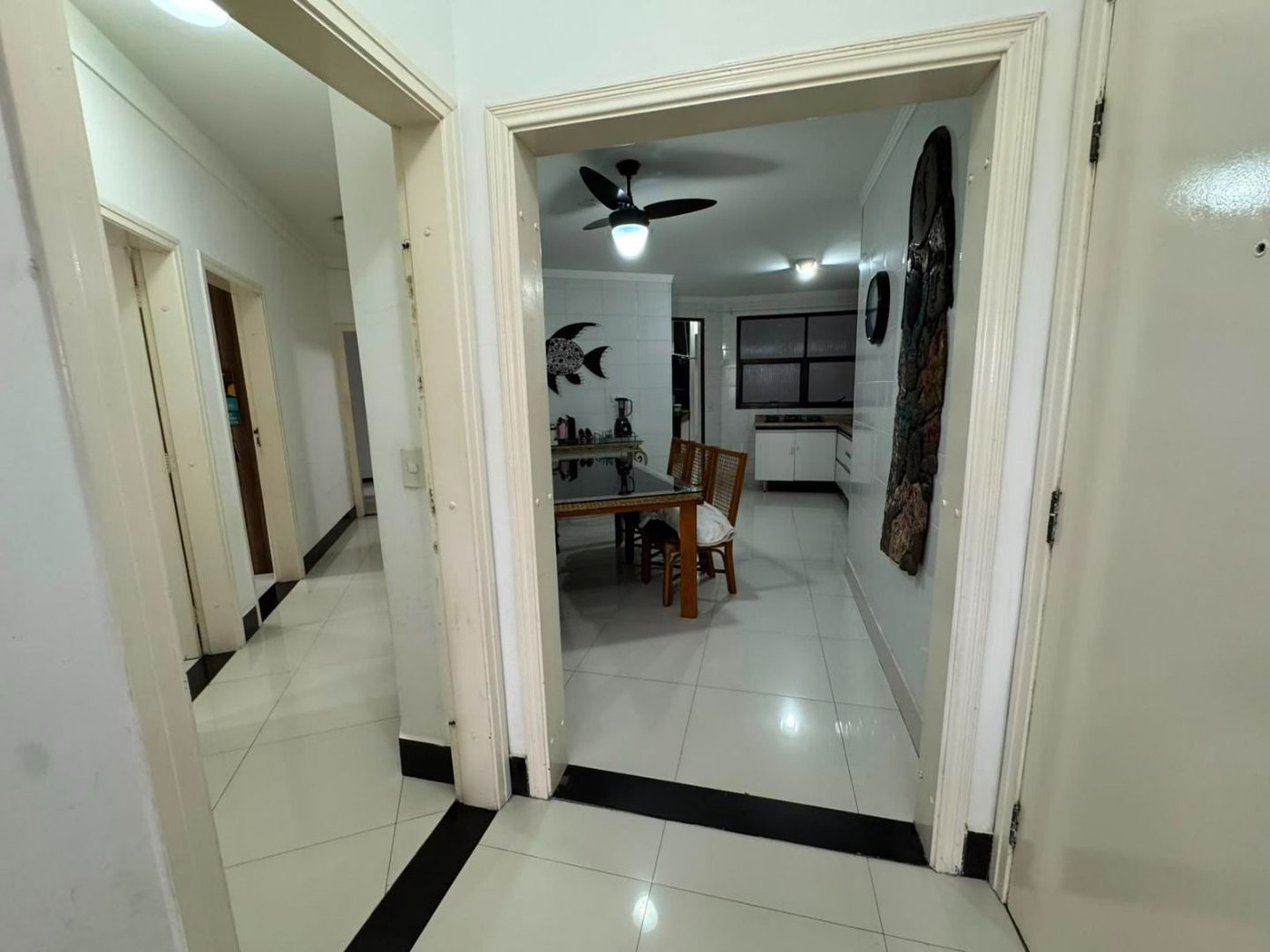 Apartamento à venda, 108 m² por R$ 700.000,00 - Pitangueiras - Guarujá/SP