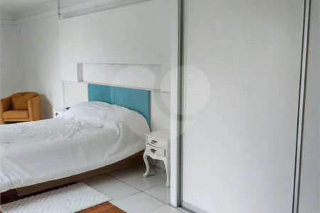 Sobrado à venda com 3 quartos, sendo 1 suíte, em Jardim São Paulo(zona Norte), São Paulo, SP