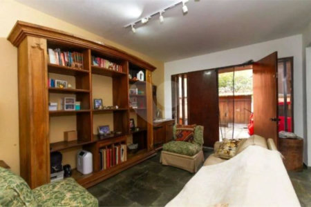 Casa à venda com 4 quartos, sendo 2 suítes,  em Jardim Paulista, São Paulo, SP