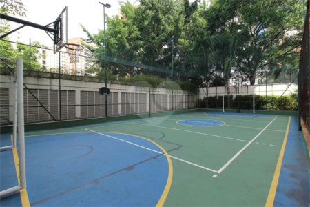Apartamento à venda com 3 quartos, sendo 1 suíte,  em Vila Uberabinha, São Paulo, SP