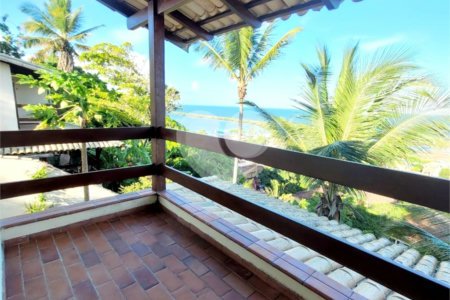 Casa à venda com 3 suítes no Centro, Santa Cruz Cabrália, BA