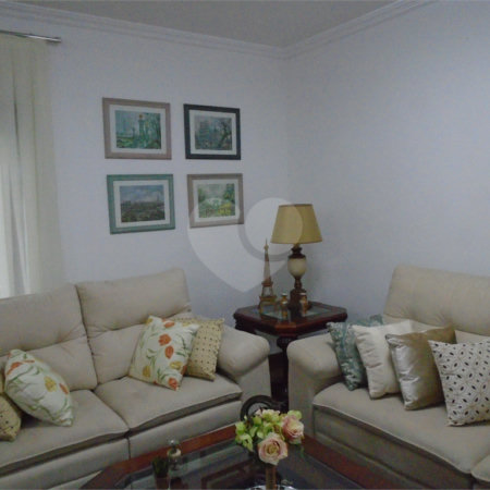 Casa Térrea à venda com 3 quartos, sendo 1 suíte,  em Alto da Boa Vista, São Paulo, SP