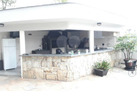 Casa à venda com 5 suítes em Jardim Franca, São Paulo, SP