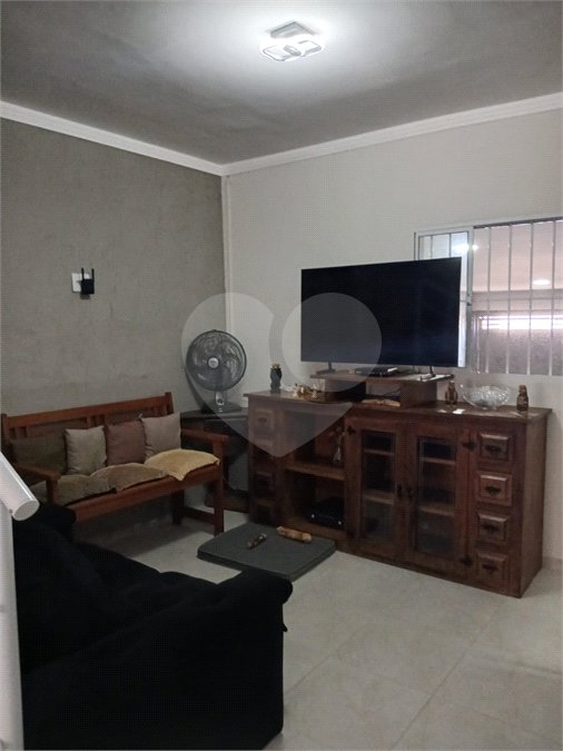 Sobrado à venda com 3 quartos, sendo 1 suíte,  em Villa Di Cesar, Mogi das Cruzes, SP