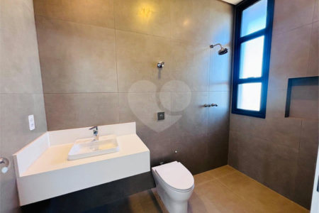 Casa à venda com 4 quartos, sendo 3 suítes, no condomínio Residencial Chácara Ondina, Sorocaba - SP