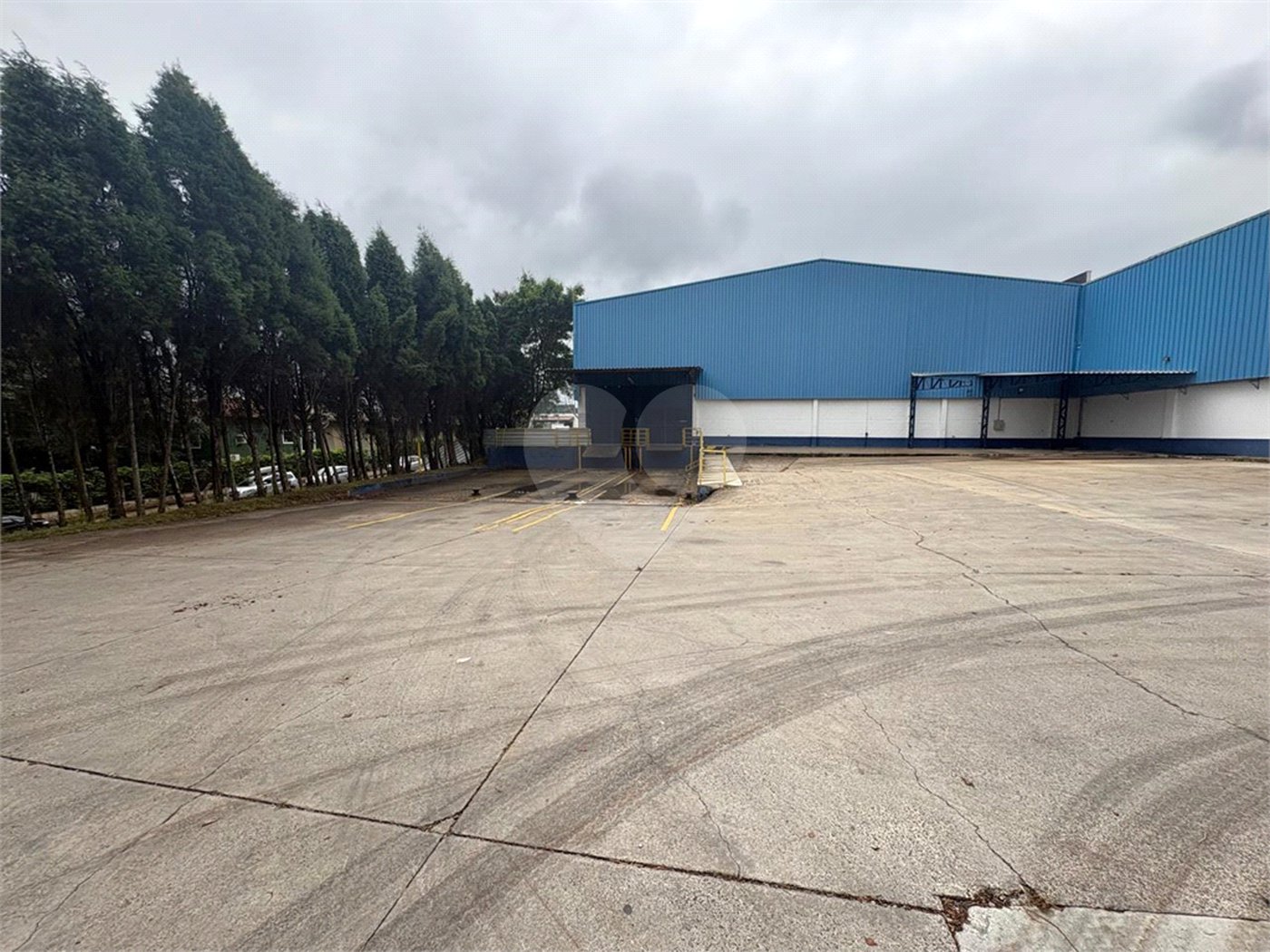 Barracão para alugar em Éden, Sorocaba, SP
