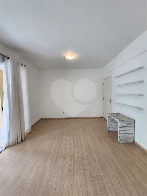 Apartamento à venda com 3 suítes em Santana, São Paulo, SP