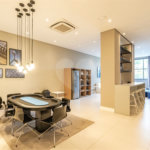Apartamento à venda com 4 quartos, sendo 3 suítes,  em Jardim das Acácias, São Paulo, SP