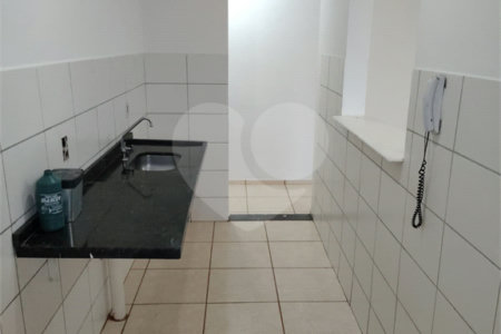 Apartamento à venda com 2 quartos em Santa Cruz, Rio de Janeiro, RJ