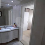 Apartamento à venda com 3 quartos, sendo 1 suíte,  em Paraíso do Morumbi, São Paulo, SP