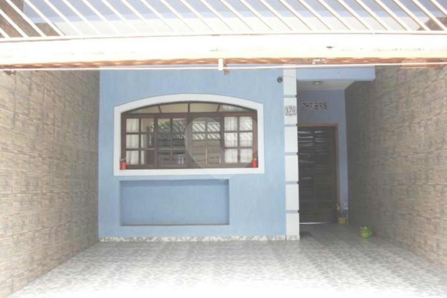 Sobrado à venda com 3 quartos, sendo 1 suíte, em Tremembé, São Paulo, SP