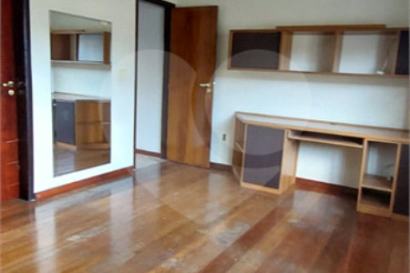 Casa Térrea à venda com 3 quartos, sendo 1 suíte, em Santíssimo, Rio de Janeiro, RJ
