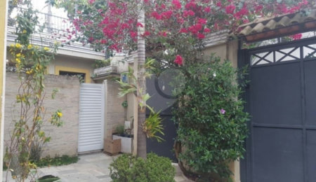 Sobrado à venda com 4 quartos, sendo 2 suítes,  em Santana, São Paulo, SP