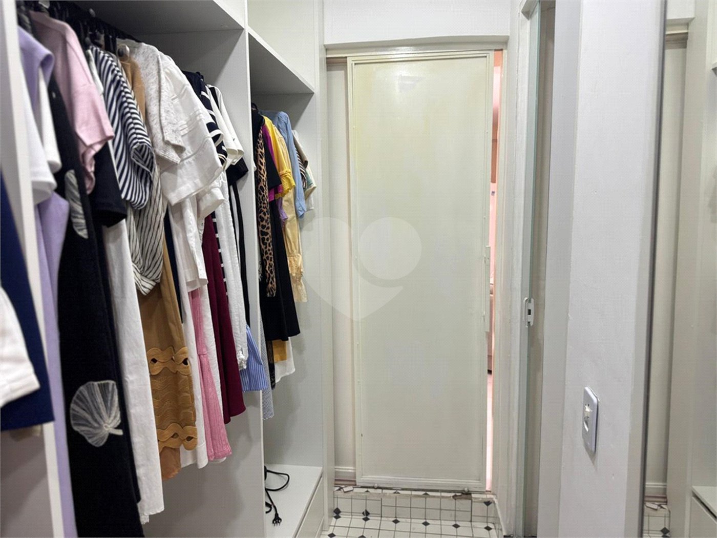 Sobrado à venda com 3 quartos, sendo 1 suíte,  no Centro, Itapetininga, SP