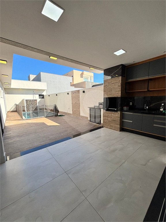 Casa à venda ou para alugar com 3 suítes no condomínio Residencial Milano, Indaiatuba - SP