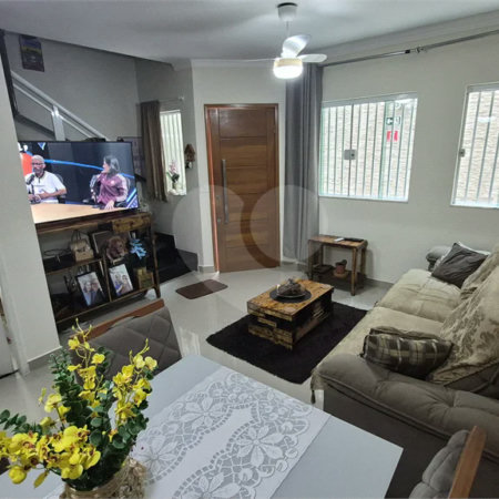 Casa à venda com 2 suítes no condomínio Simão Machado, São Paulo - SP