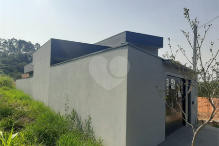 Casa à venda com 3 quartos, sendo 1 suíte, em Residencial/Comercial, Vinhedo, SP