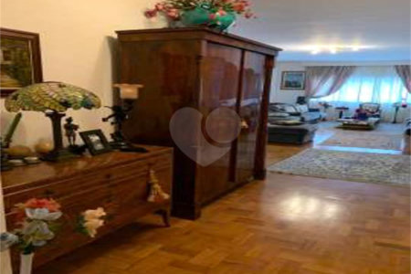 Apartamento à venda com 3 quartos, sendo 1 suíte, em Jardim Paulista, São Paulo, SP