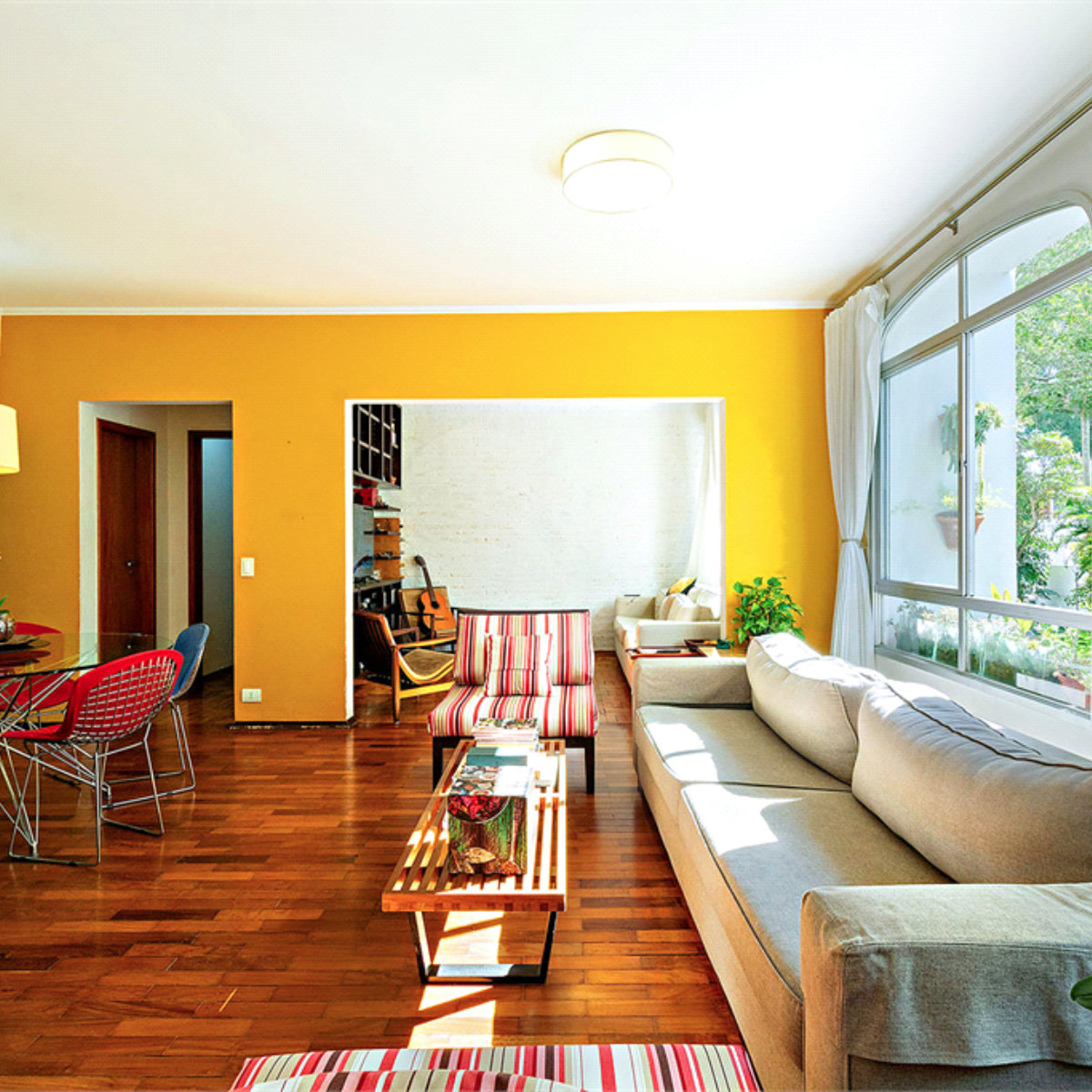 Apartamento à venda com 3 quartos, sendo 1 suíte,  em Jardim Marajoara, São Paulo, SP